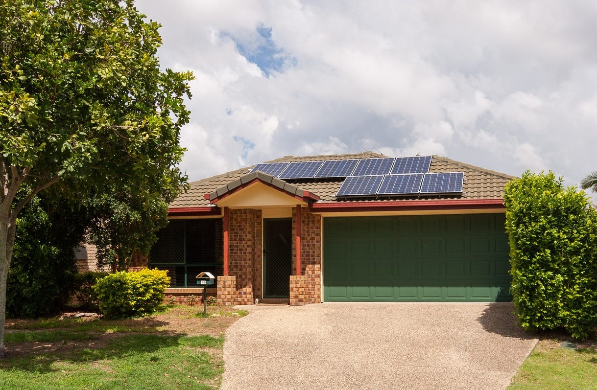 Beautiful House in the Heart Of North Lakes